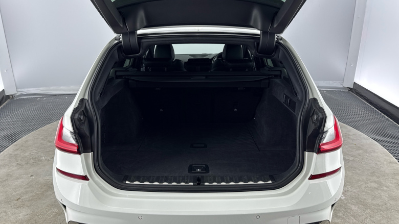 BMW 3 Series 320i M Sport 5dr Step Auto Petrol Estate